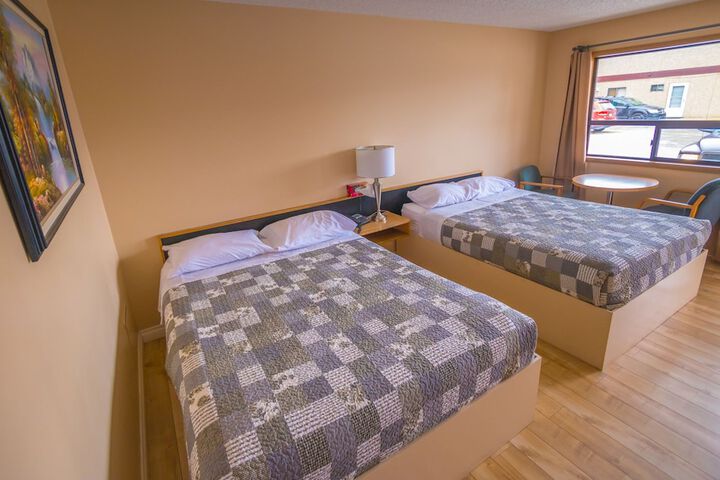 Room 15 of 32