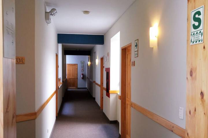 Ballroom/Hall 61 of 64