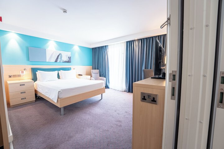 Room 21 of 63
