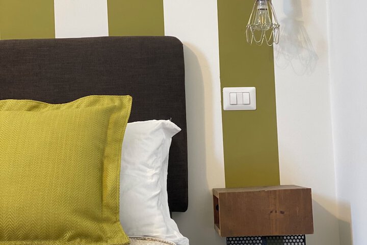 Room 46 of 204