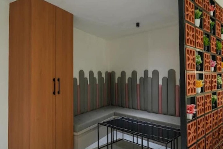 Room 15 of 20