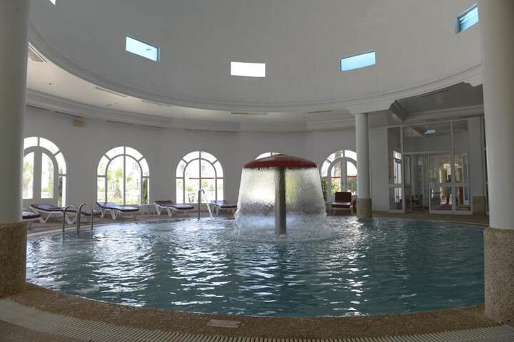 Pool 20 of 34
