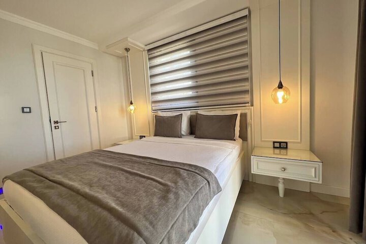 Room 108 of 177