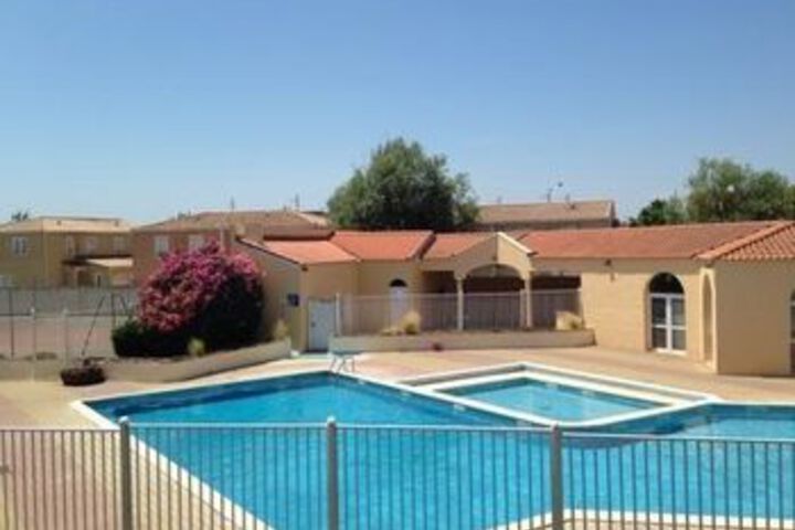 Pool 8 of 12