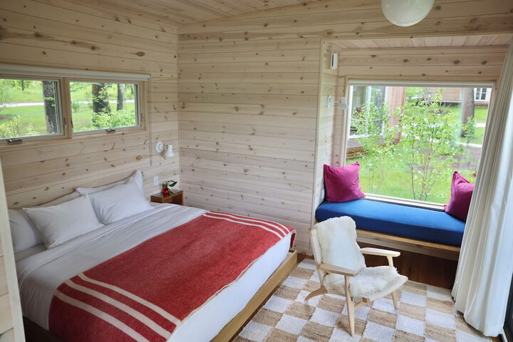 Room 9 of 54