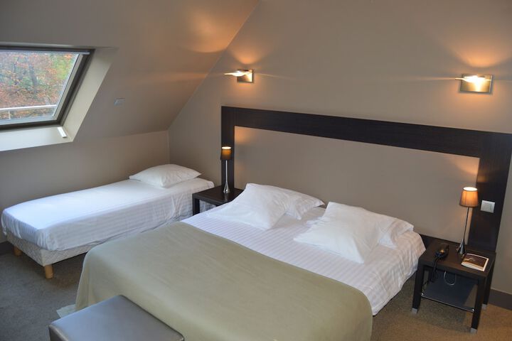 Room 7 of 39