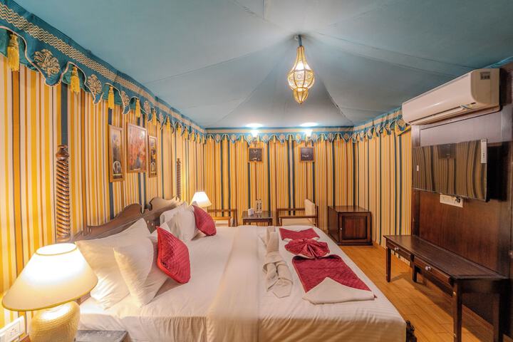 Room 5 of 53