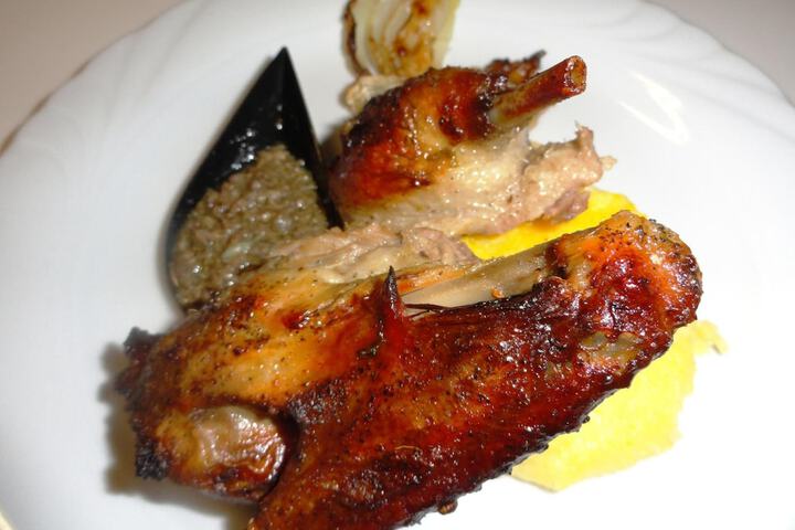 Dining 21 of 41