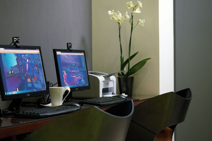 Business Center 46 of 46