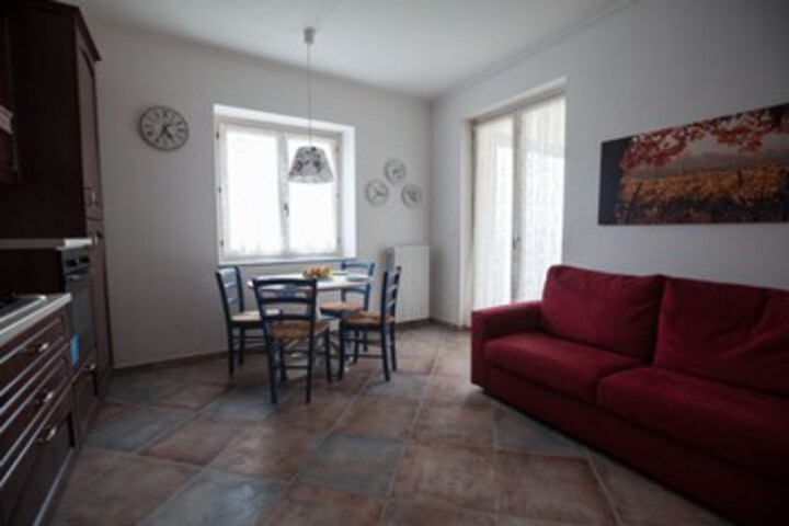 Room 12 of 25