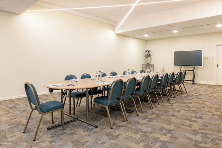 Meeting 119 of 152