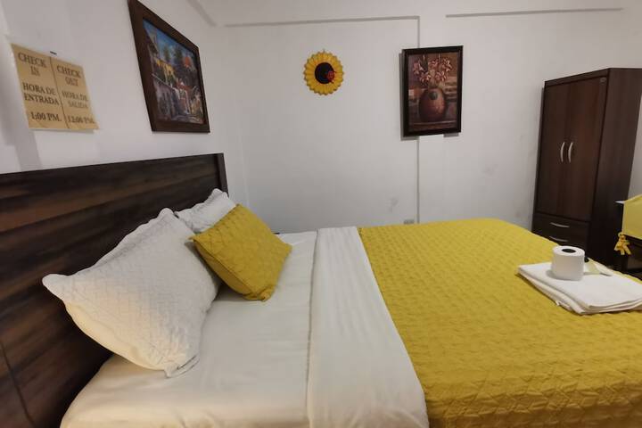 Room 24 of 202