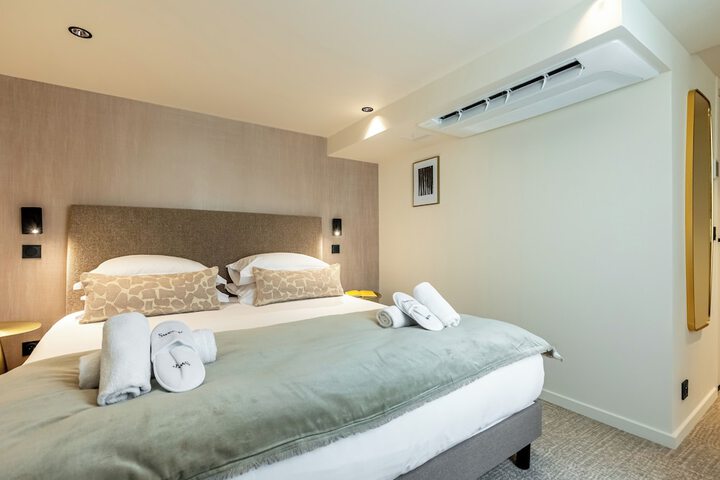 Room 34 of 82