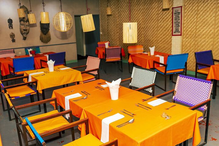 Dining 106 of 144