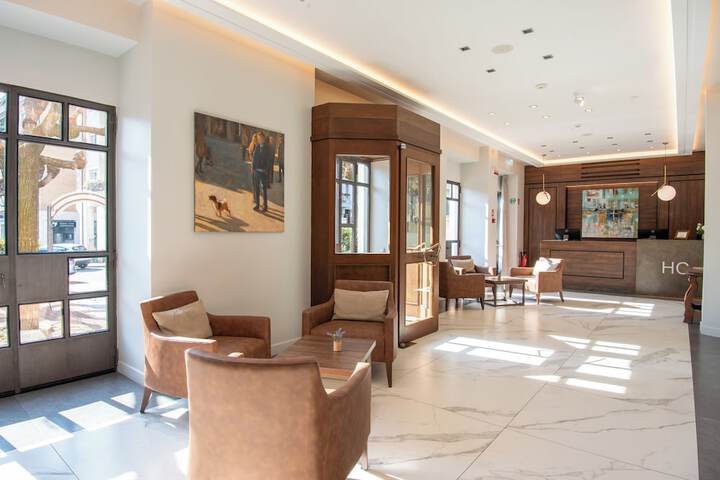 Lobby Entry