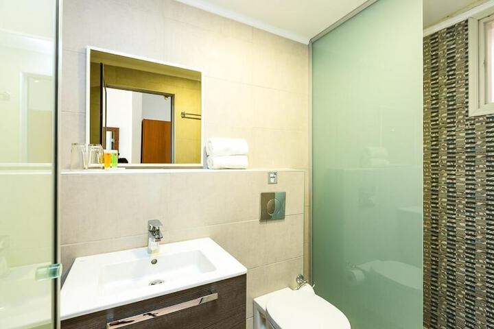 Clean Restrooms