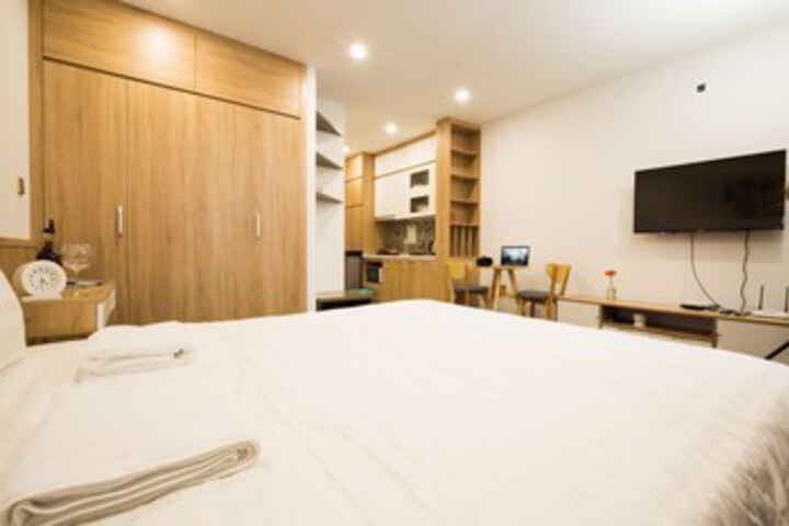Room 12 of 43