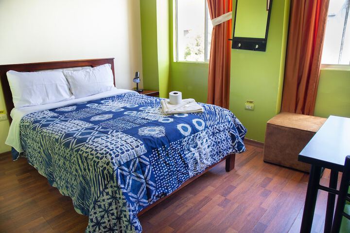 Room 15 of 27
