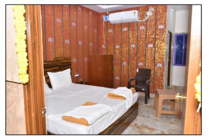 Room 38 of 53