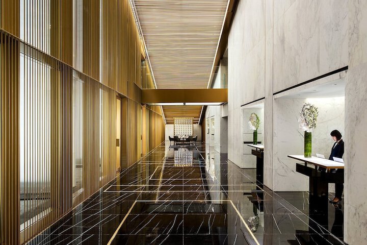 Hotel 83 of 94