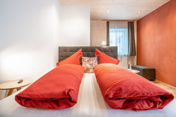 Room 7 of 50