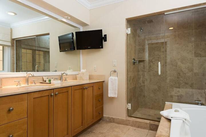 Room 42 of 214