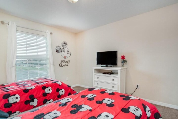 Room 7 of 45