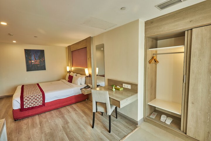 Room 32 of 119