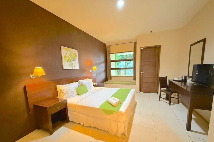 Room 9 of 41