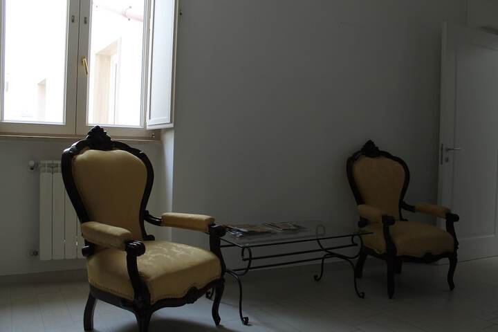 Room 38 of 76
