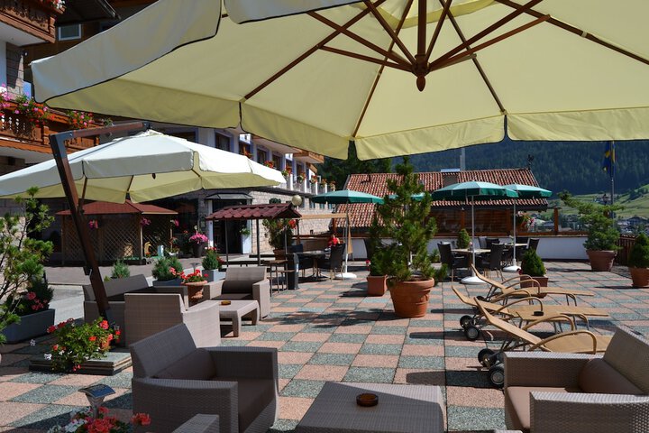 Terrace/Patio 49 of 57