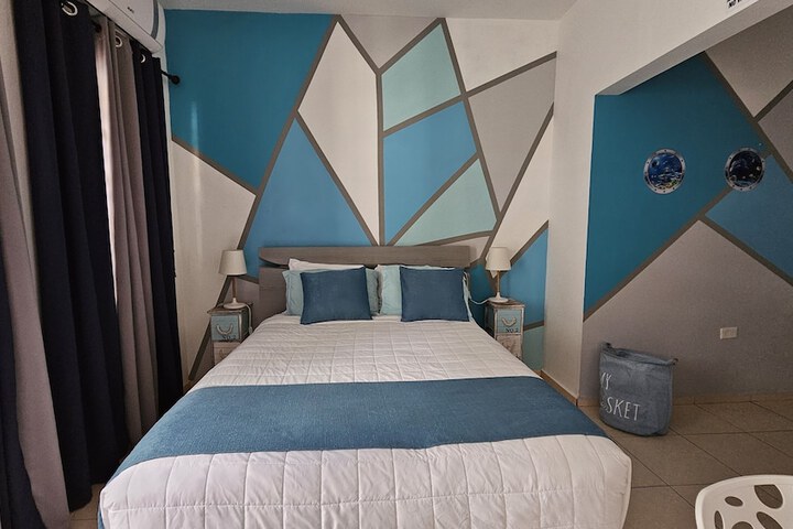 Room 8 of 71
