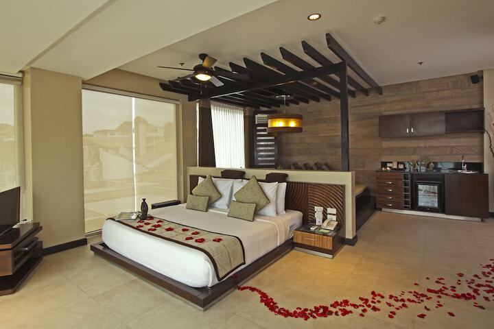 Room 11 of 54