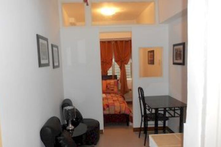 Room 17 of 21