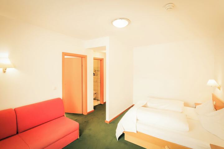 Room 49 of 113