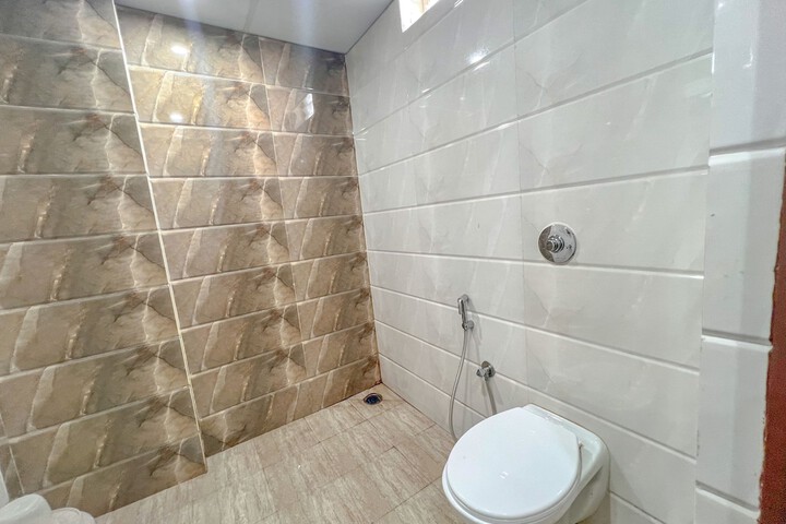Room 16 of 22