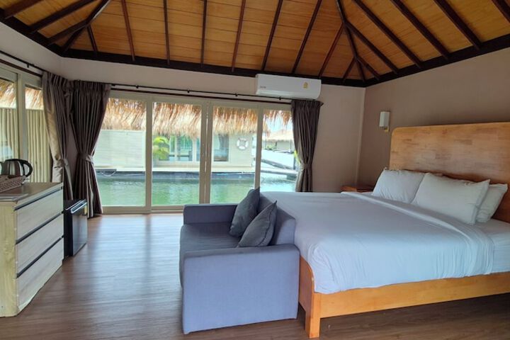 Room 21 of 105