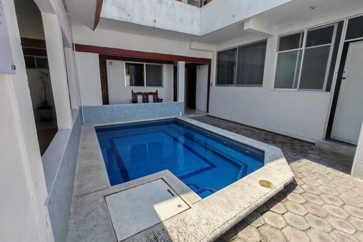 Pool 20 of 24