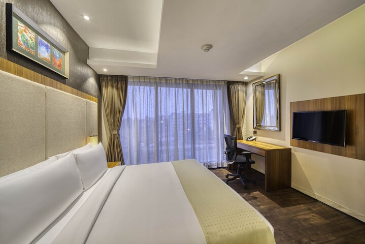 Room 26 of 78
