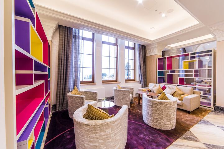 Lobby Photo