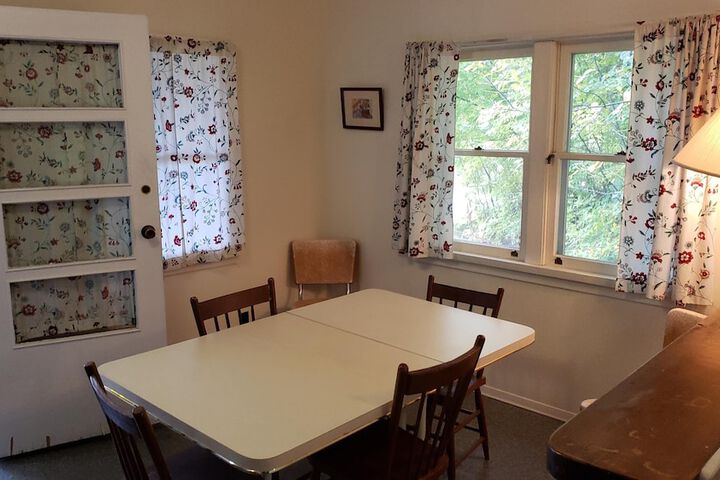 Room 84 of 215