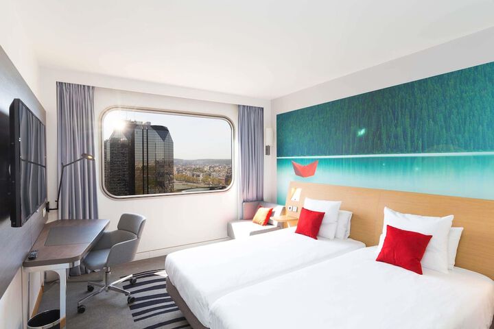 Room 20 of 120