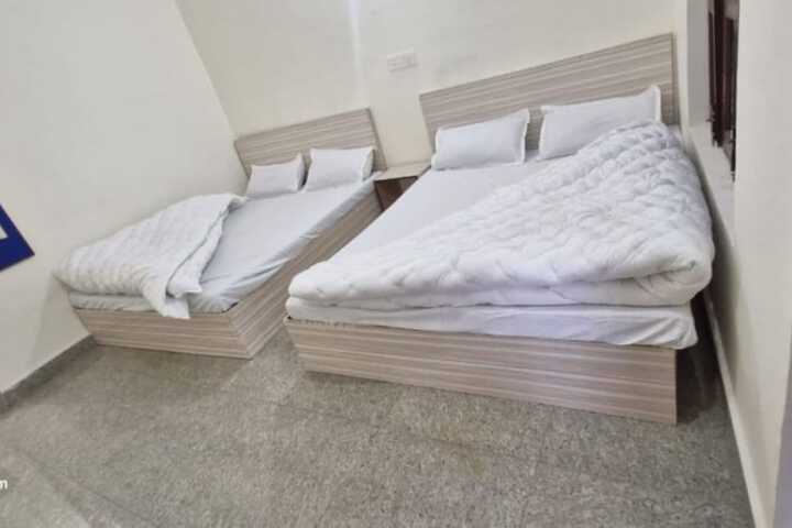 Room 2 of 12