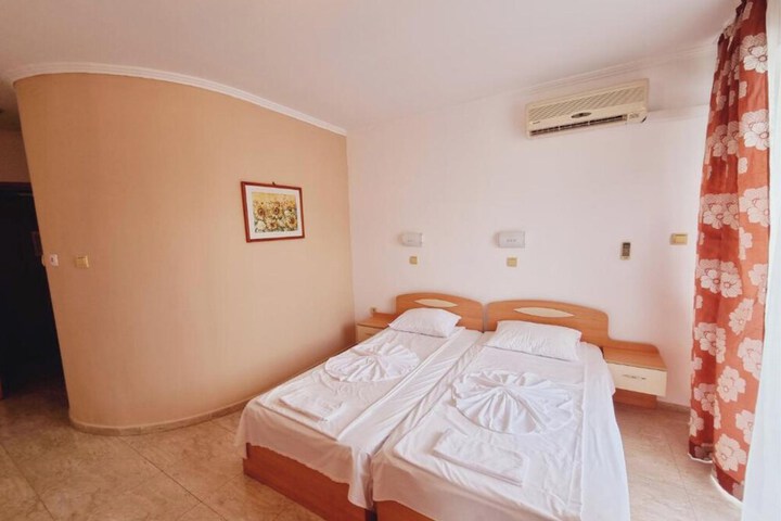 Room 22 of 137
