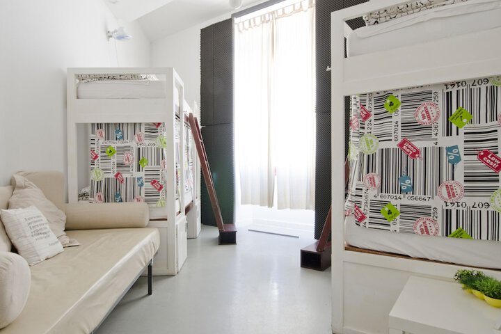 Room 8 of 71