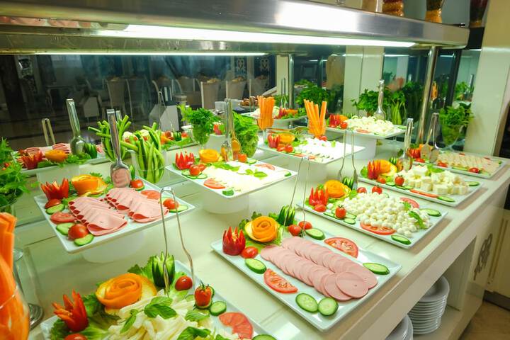 Dining 73 of 93