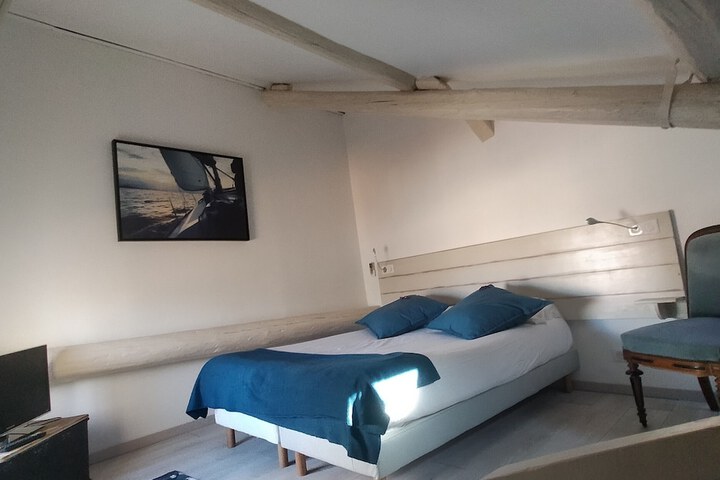 Room 5 of 43