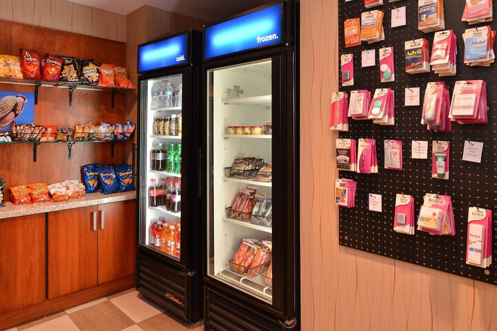 Snack bar