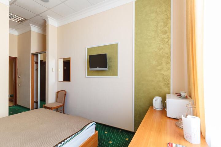 Room 14 of 43