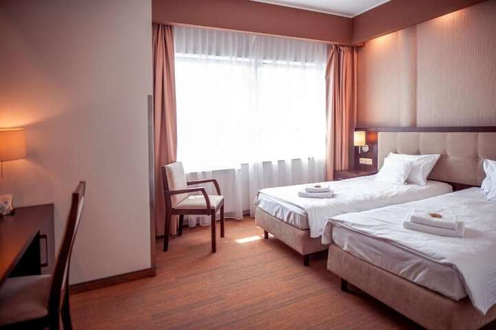 Room 20 of 38